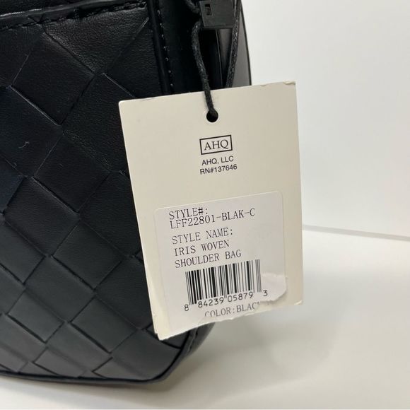 NWT London Fog Iris Woven Shoulder Bag - Picture 9 of 13